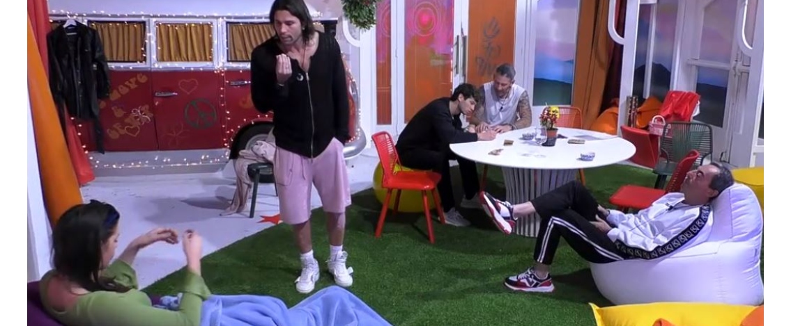 Luca Onestini si difende dalle critiche di Antonella: ecco cosa è emerso