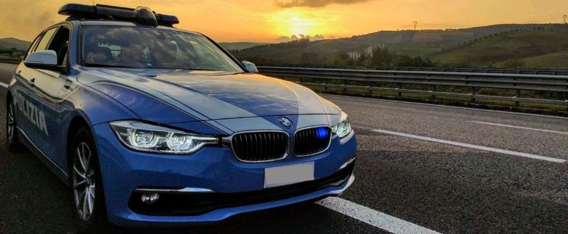 Scontri tra ultrà del Napoli e della Roma ad Arezzo, un ferito