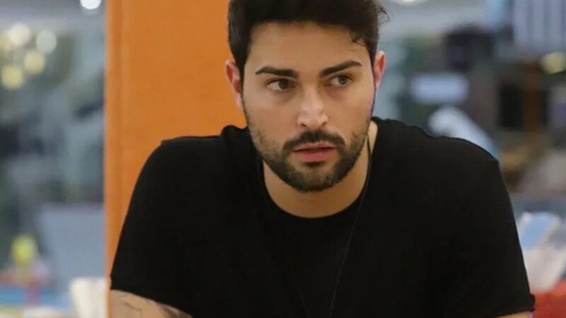 Davide Donadei supporta due gieffine per la finale: le sue parole  