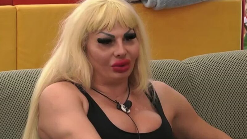 Elenoire Ferruzzi si espone su una gieffina: le sue parole