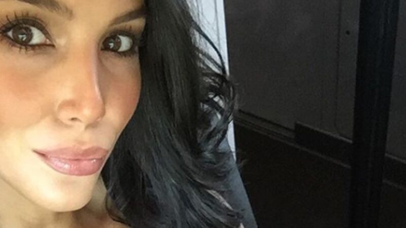 Paola Di Benedetto ha trovato l’amore: la dolce foto scatena critiche. La replica