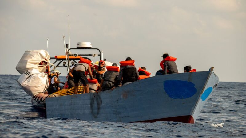 Migranti, accolto il ricorso di tre migranti tunisini. Ecco di cosa si tratta