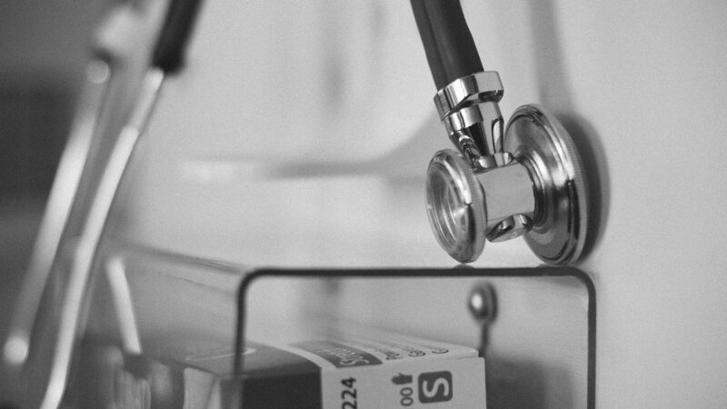 Morta in Svizzera con suicidio assistito all’insaputa di tutti