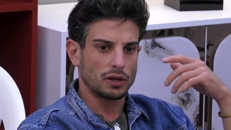 Grande Fratello, Beatrice e Giuseppe si confrontano sul comportamento di Anita